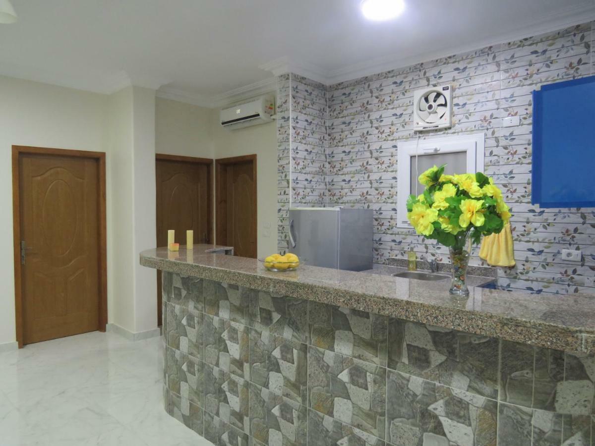 Apartament Sunny Sky Redsealine
